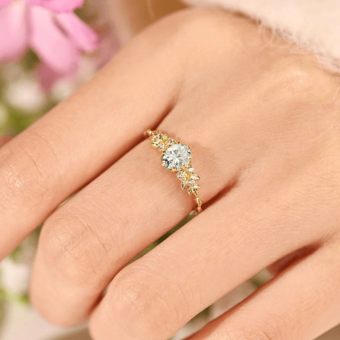 Eleganter Baumblatt Ring vergoldet