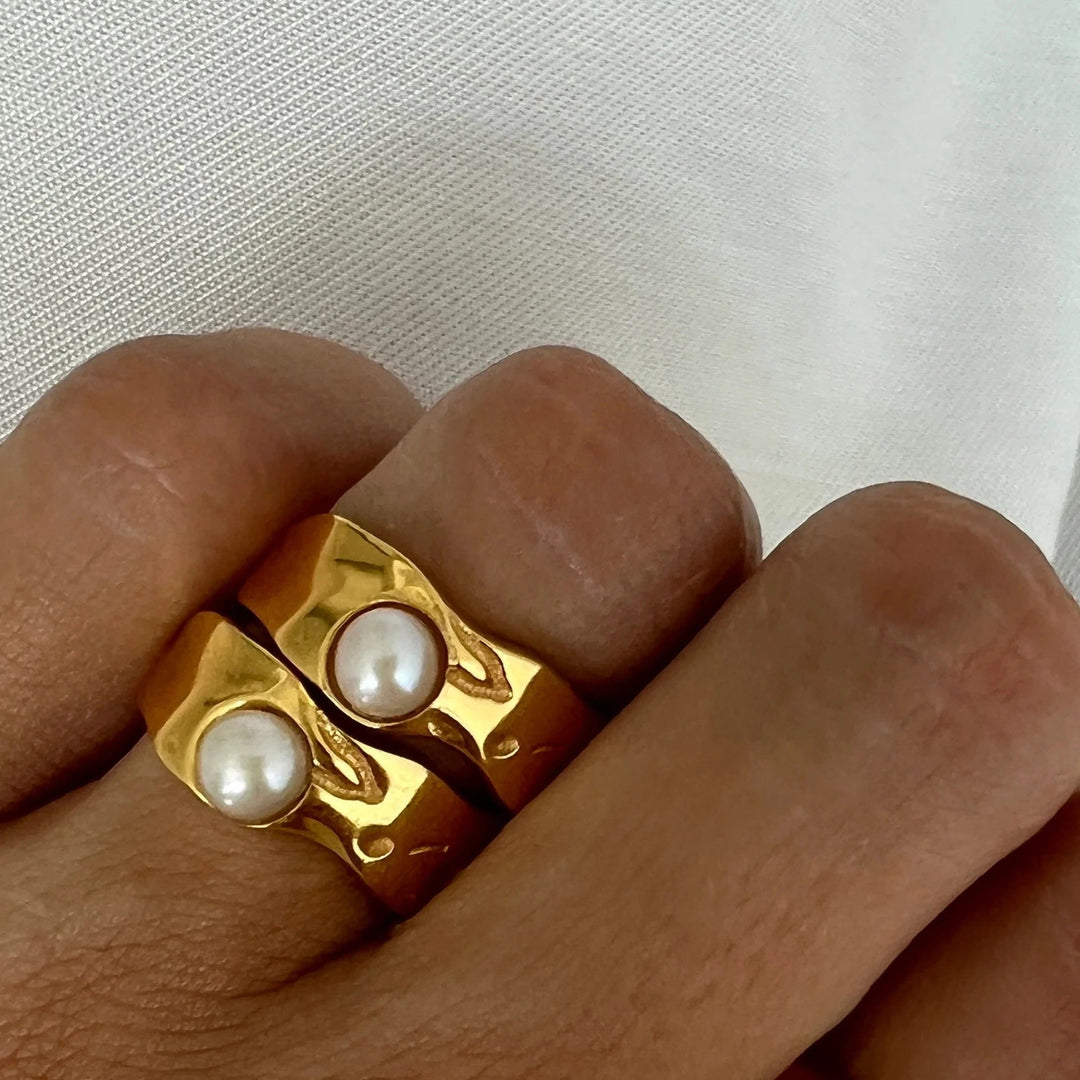 Vintage Naturperlenring aus Gold