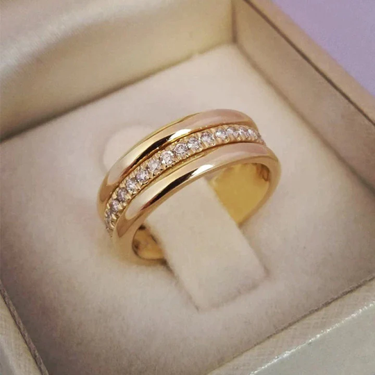 Sarah - Vintage Zirkonia Eingelegter Ring