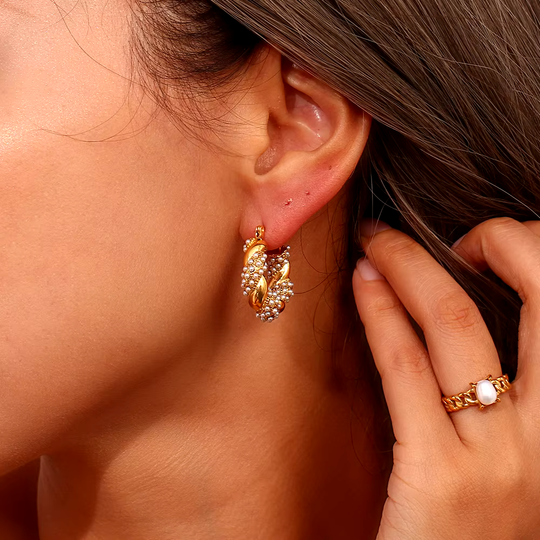 Spiral vergoldete Vintage-Ohrringe